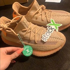 Yeezy 350 boost clay women